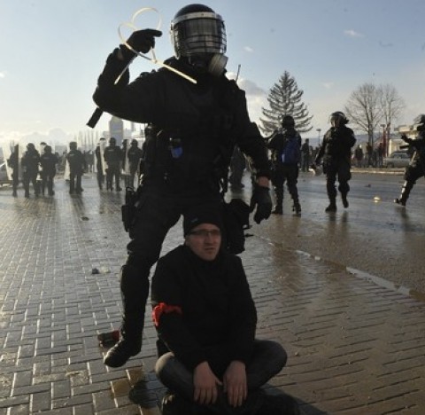 dhuna e policise 2